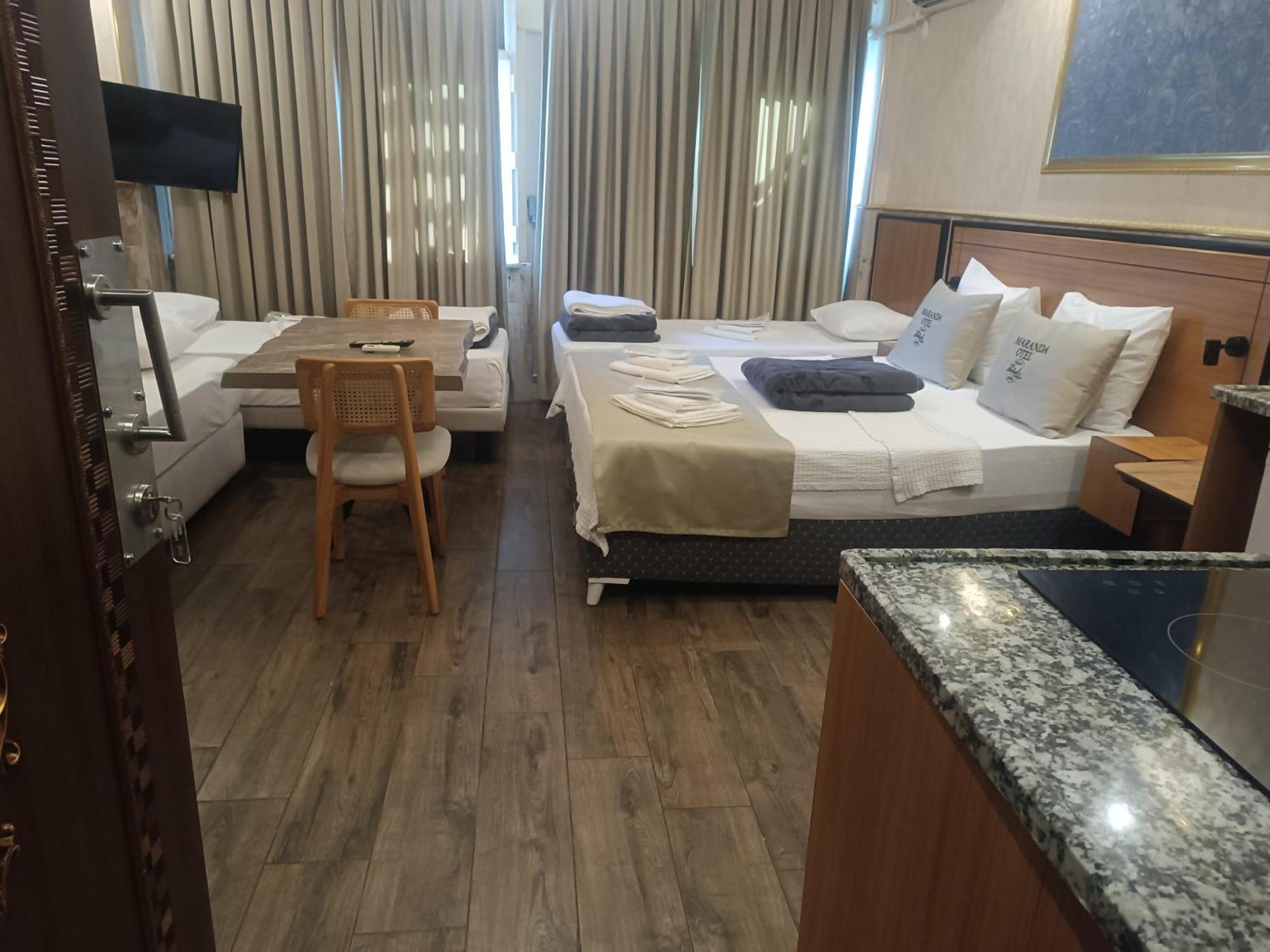 Maranda Suit Hotel — Photos 2